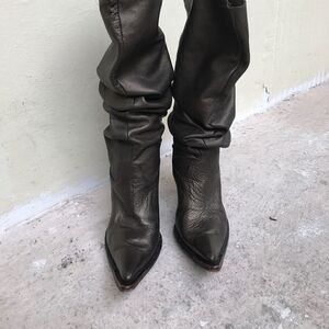 Vintage Sarkany Boots  